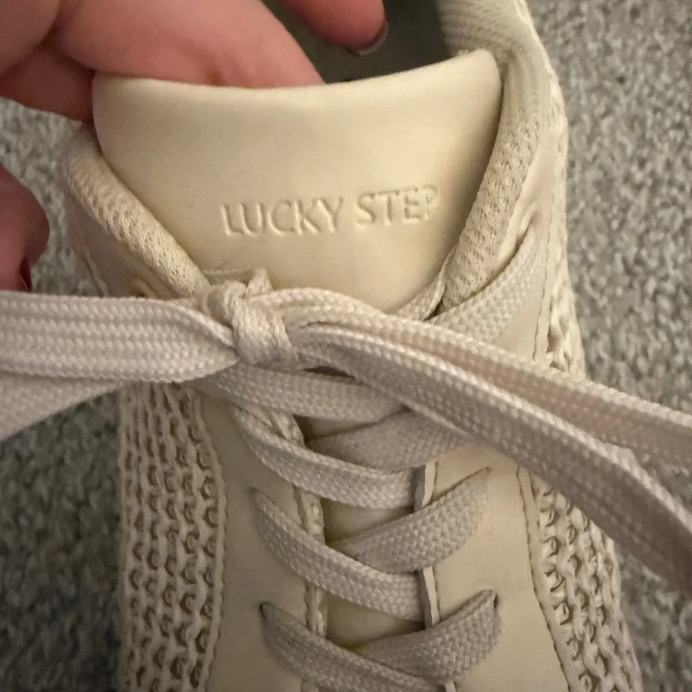Elegant Cream Platform Sneakers for Women - Picture 9 of 10